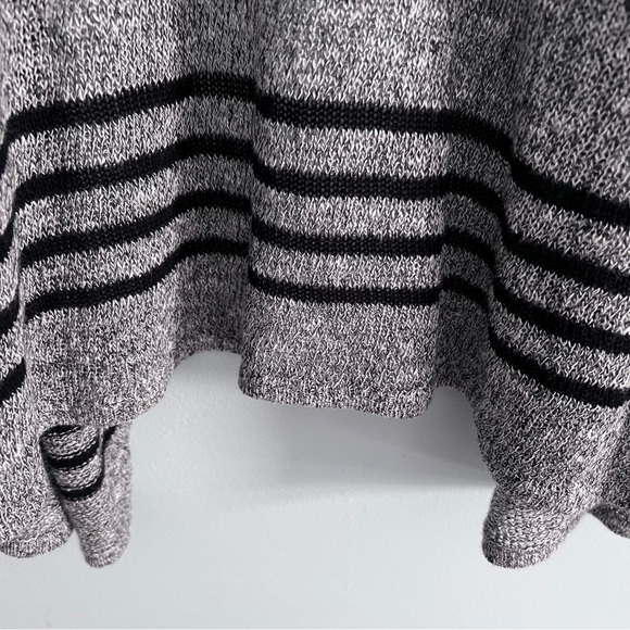 Chico’s Easywear Alastrina Striped Gray Black Open Front Light Knit Cardigan - Picture 12 of 13